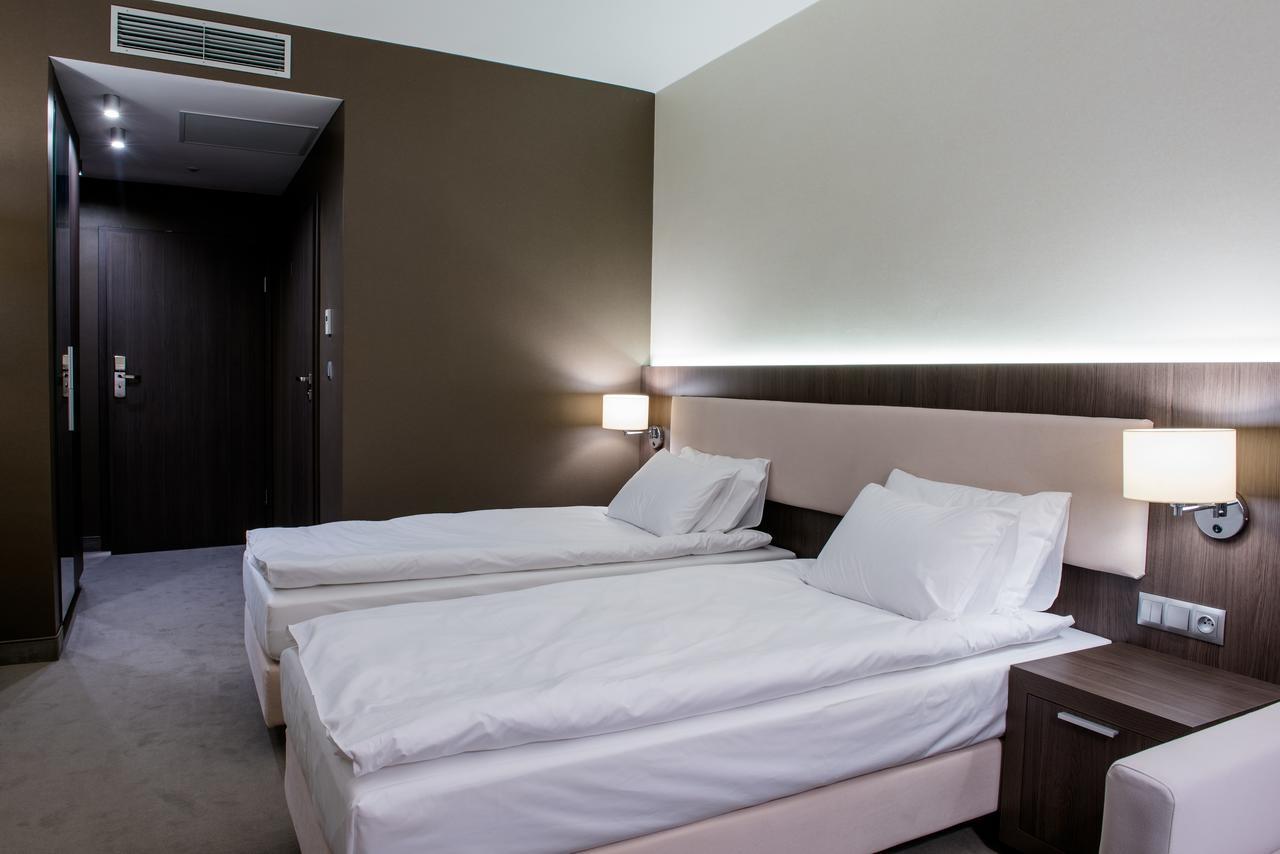 Hotel Kosma Kozmin 외부 사진