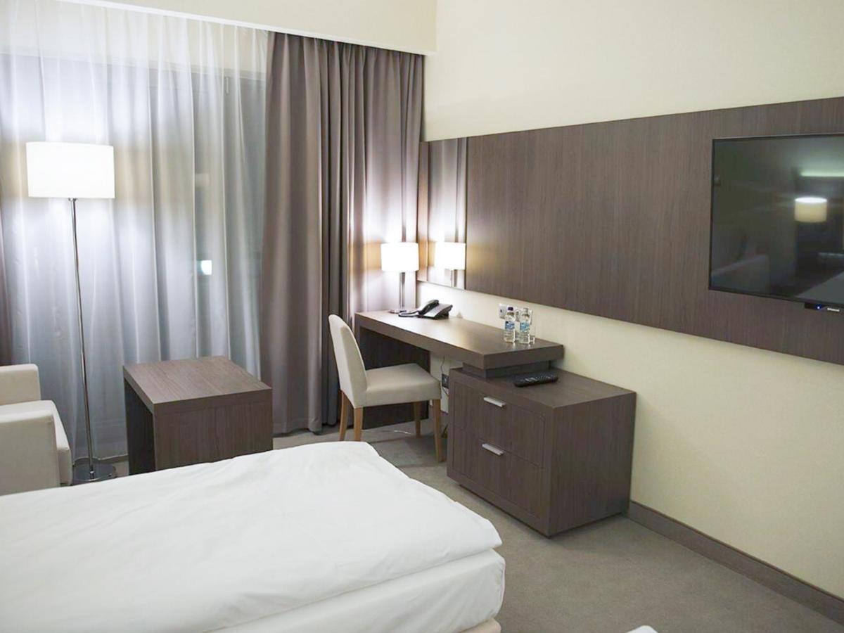 Hotel Kosma Kozmin 외부 사진
